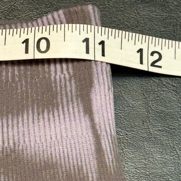 Lululemon Ebb to Street Tight Leggings Size 4 - Picture 4 of 12